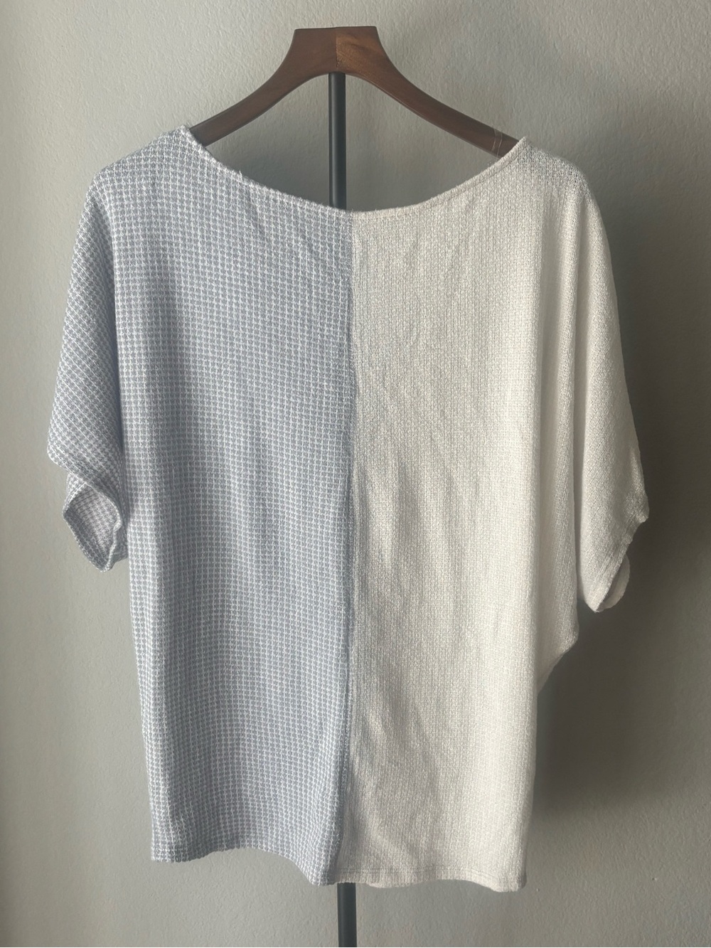 Women’s Two-Tone Short Sleeve Tee